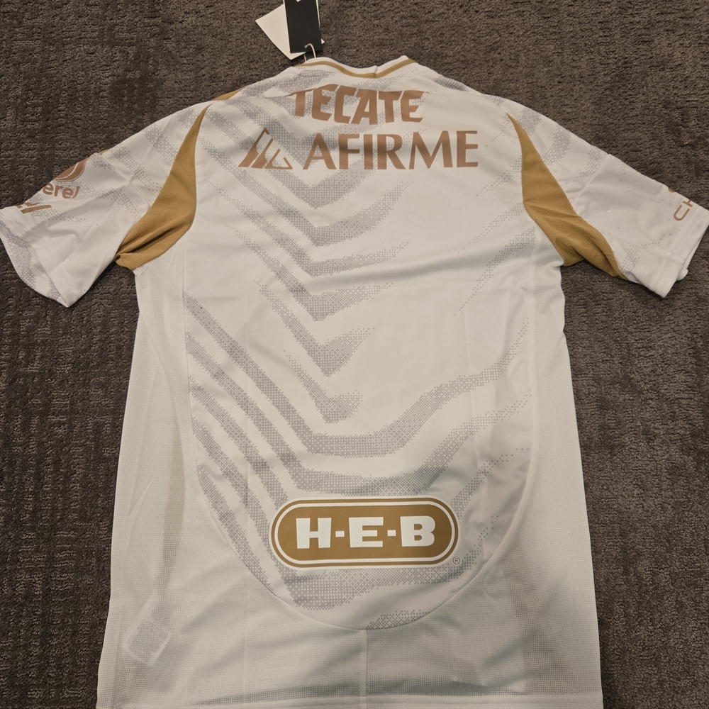 2024-25 UANL Tigres Soccer Jersey - Picture 7 of 7